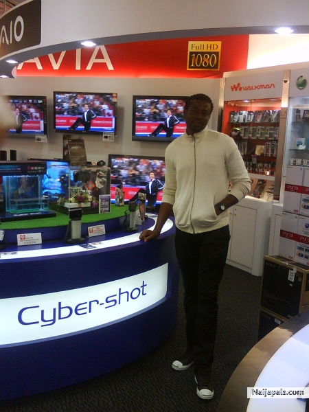  - click for next photo