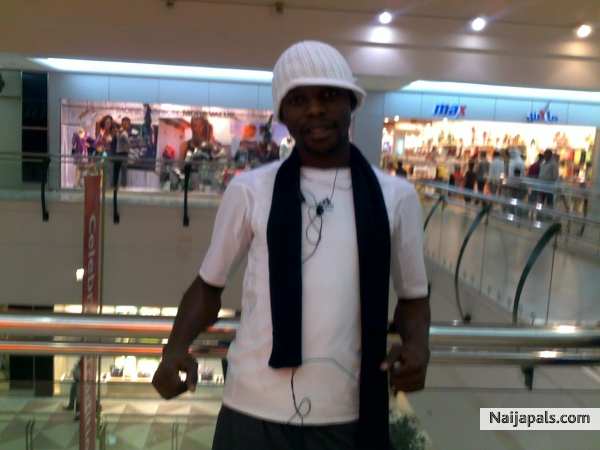  - click for next photo
