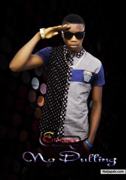 #Teamwhobee present pls download and rebrocast No DULLING SONG by EMANEX http://tindeck.com/listen/aysy . U need to listen to d song d voice is jes like wizkid, wif a lovely voice beat and chorus, pls let support good music @btraysmrwhobee , merry xrimas in advance - click for next photo