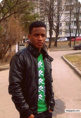  - click for next photo