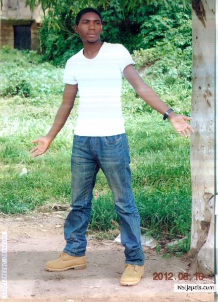  - click for next photo