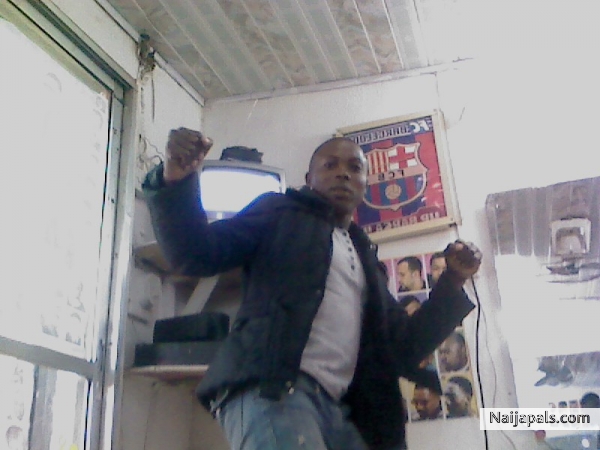  - click for next photo
