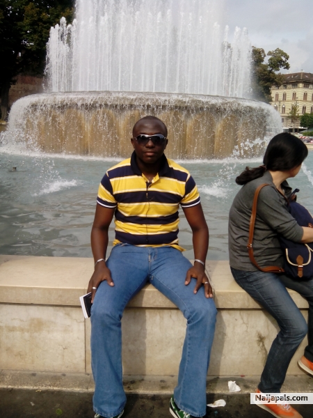 Chilling - click for next photo