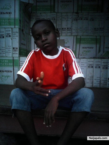  - click for next photo