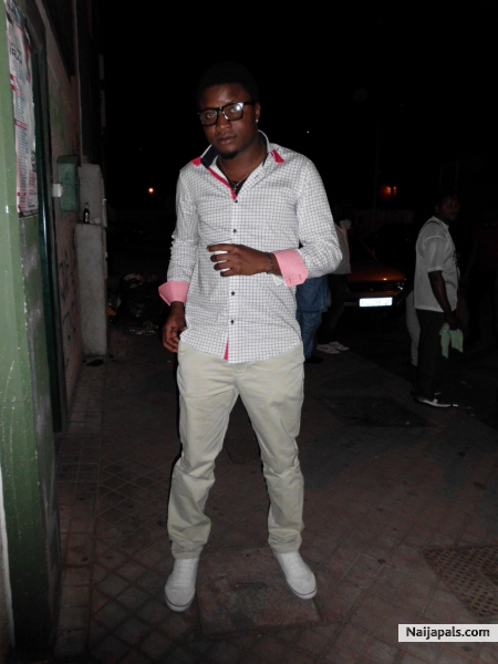  - click for next photo