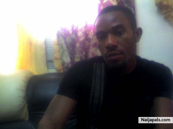 Black is cute - click for next photo