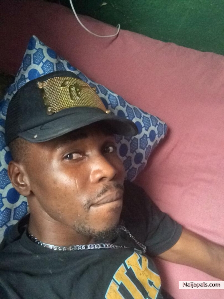 Am single looking for lady that will value the way I care - click for next photo