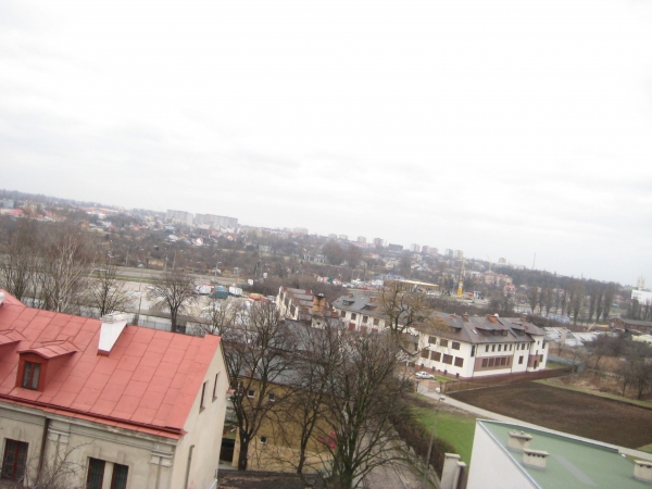  - click for next photo