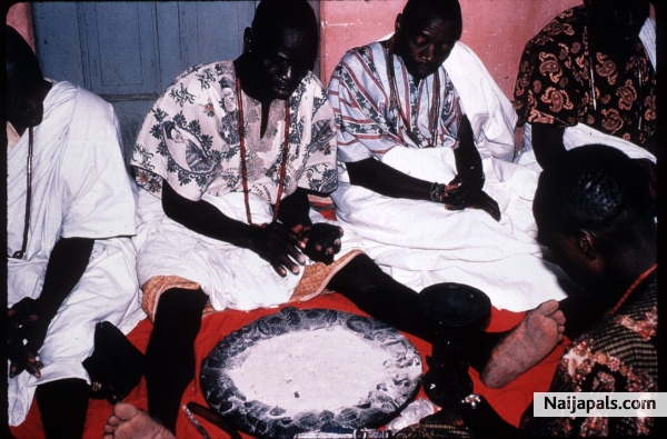 agbagba Marun - click for next photo