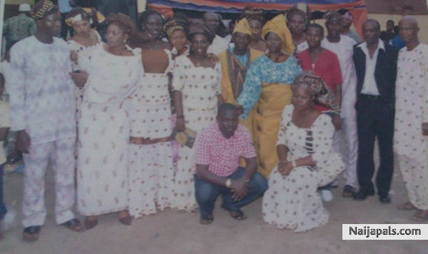LASTMA Staff with couple - click for next photo