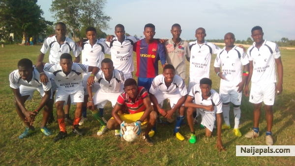school team - click for next photo