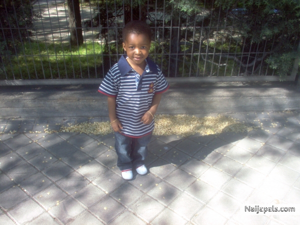  - click for next photo