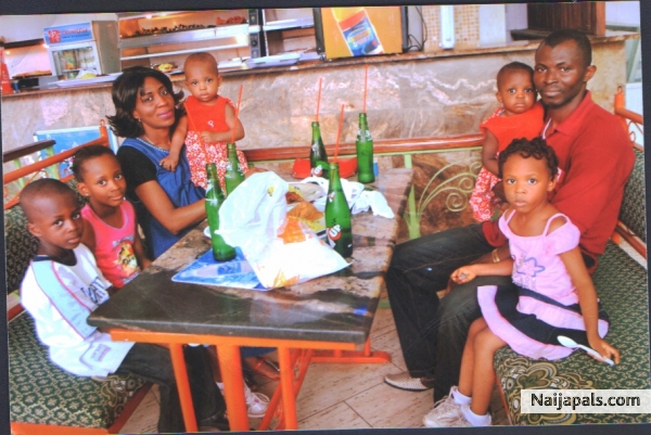 BISHOP NDUBUEZE WILLIAMS' S FAMILY MEMBERS - click for next photo