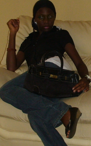  - click for next photo