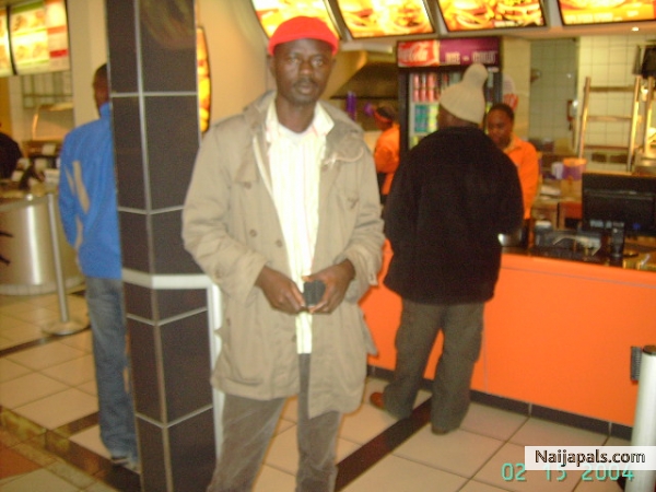  - click for next photo