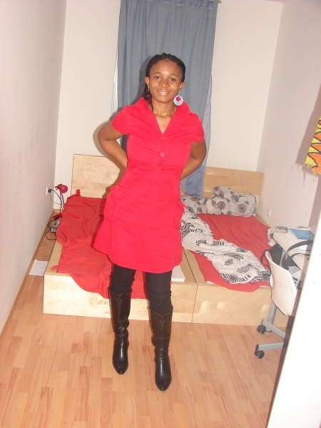 - click for next photo