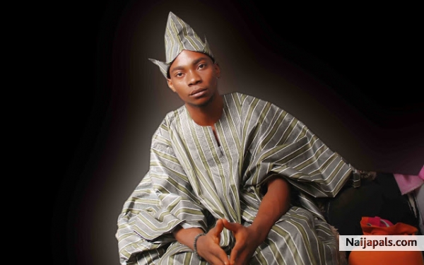 Rapper Abassmesere sign " Sile_Tanmola" to Menumo_Records - click for next photo