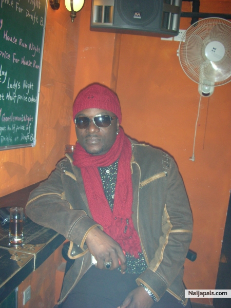  - click for next photo