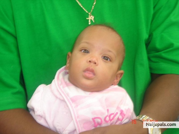 DESRIA AND DADDY - click for next photo