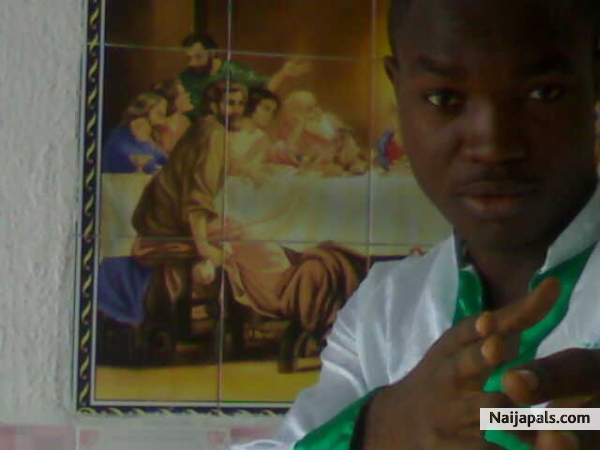  - click for next photo