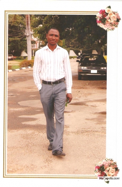  - click for next photo