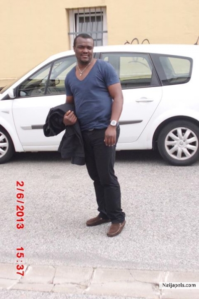  - click for next photo