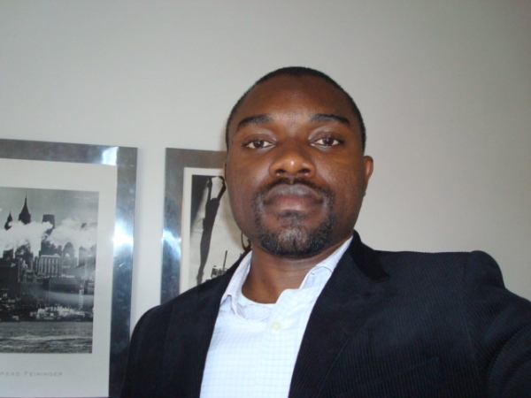 Chilling in my crib..... - click for next photo