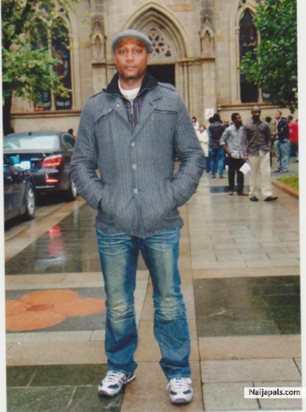  - click for next photo