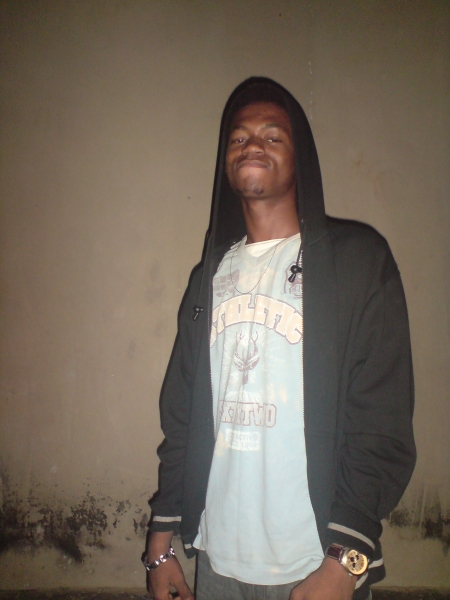  - click for next photo