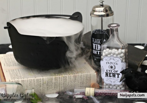 PrincessMystic is cooking stone. - click for next photo