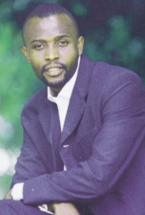 Colyns Agboju - click for next photo