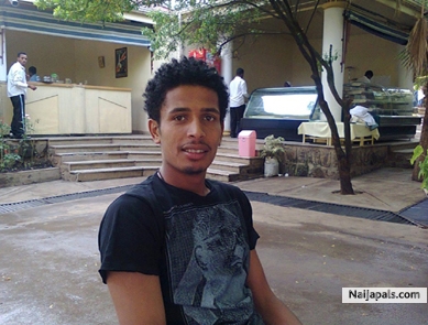  - click for next photo