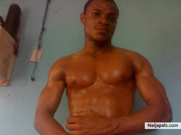 Jst endowed.... - click for next photo