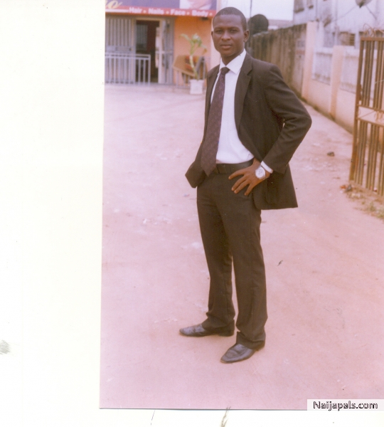  - click for next photo
