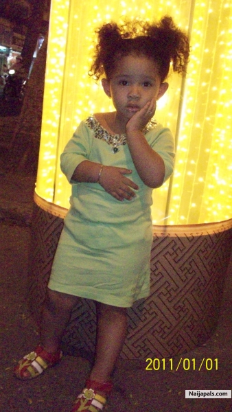 CHIOMA VY - click for next photo