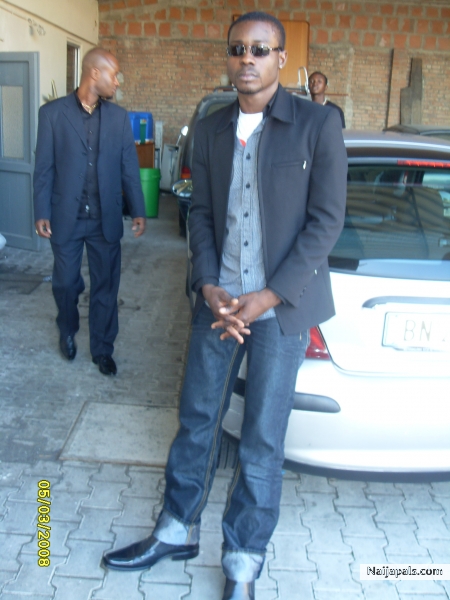  - click for next photo