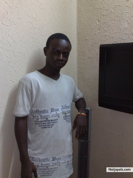  - click for next photo