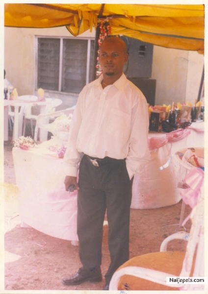  - click for next photo