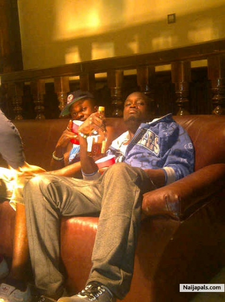 G Fab chilin wt my real - click for next photo