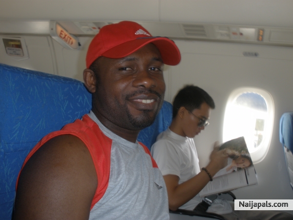 just enjoy my flight - click for next photo