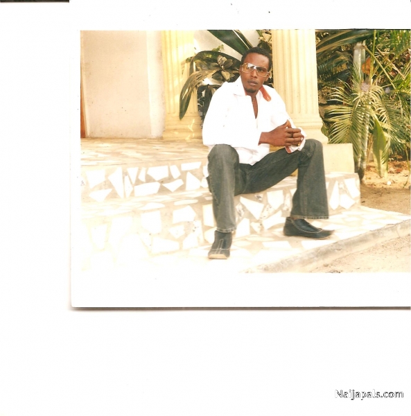  - click for next photo