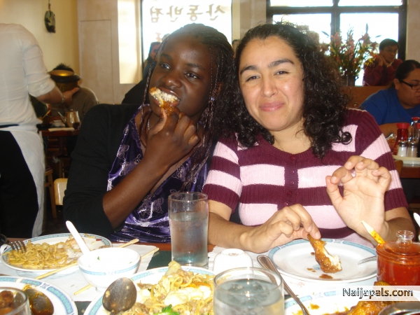 dt minute was all bout d chiken - click for next photo