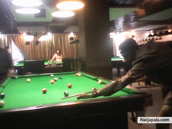 PLAYING POCKET BALL WIT MY PALS - click for next photo