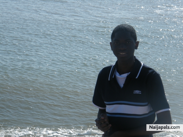  - click for next photo