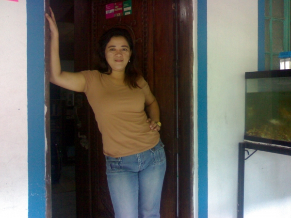  - click for next photo