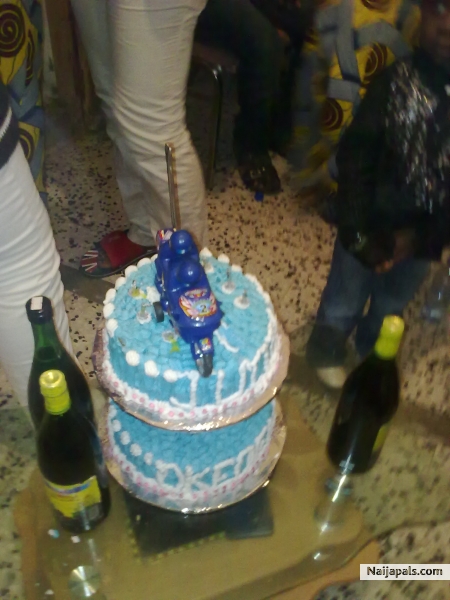 BIRTHDAY CAKE FOR DESTINY - click for next photo