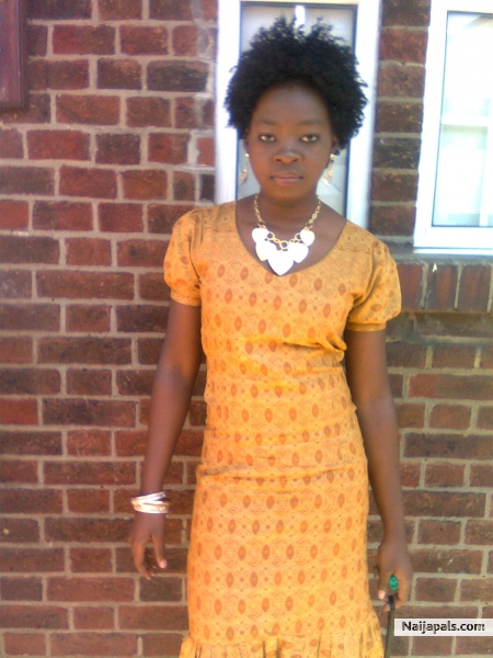 I' m proud to be an african woman - click for next photo
