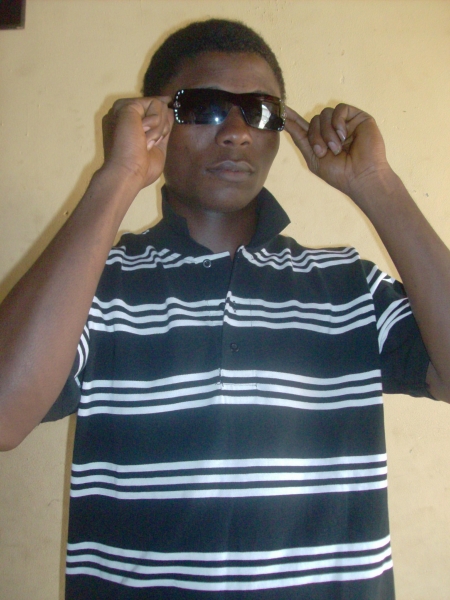  - click for next photo