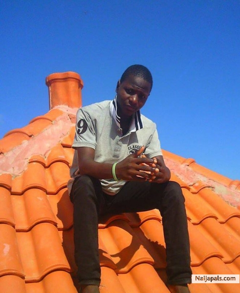  - click for next photo