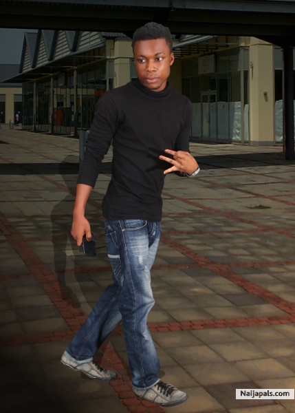 Gooney baby - click for next photo